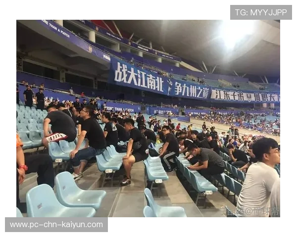 球迷看台行为规范教育活动获得积极反馈，球赛看台