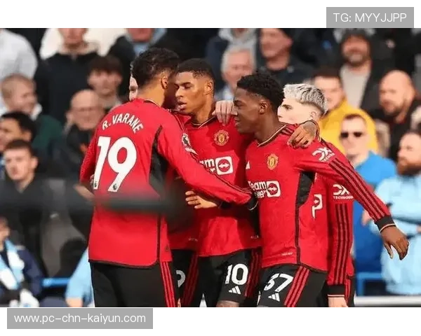 曼联集结老特拉福德，全力迎接德比夜，曼联球员拉什福德